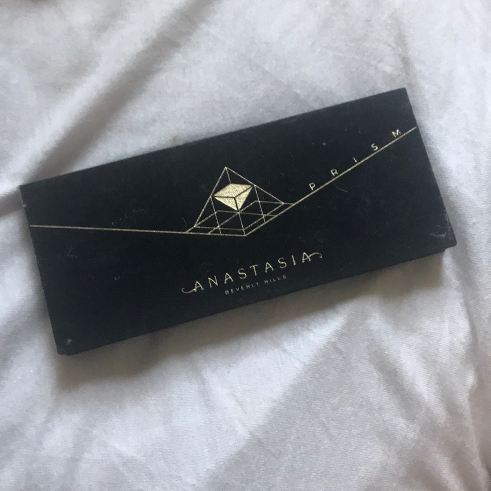 Anastasia Beverly Hills Prism Palette